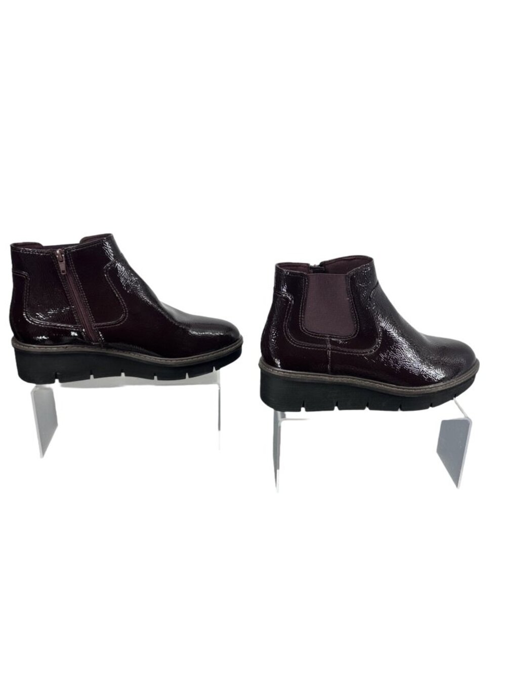 Clarks Women’s Airabell Style Burgundy Wedge Ankle Boots 9 NWOB Glossy